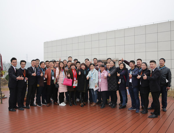 攜手并進，共創共贏——熱烈歡迎科恩陜西經銷商團隊到廠參觀學習