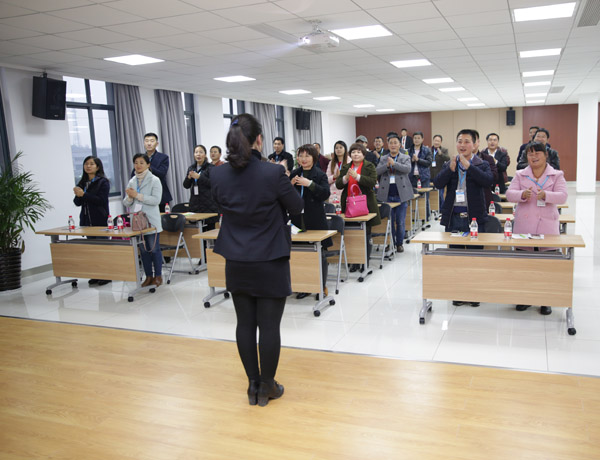 攜手并進，共創共贏——熱烈歡迎科恩陜西經銷商團隊到廠參觀學習